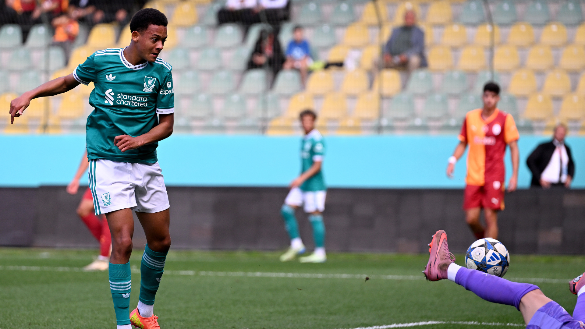 17.  18 (71)_16x9.png