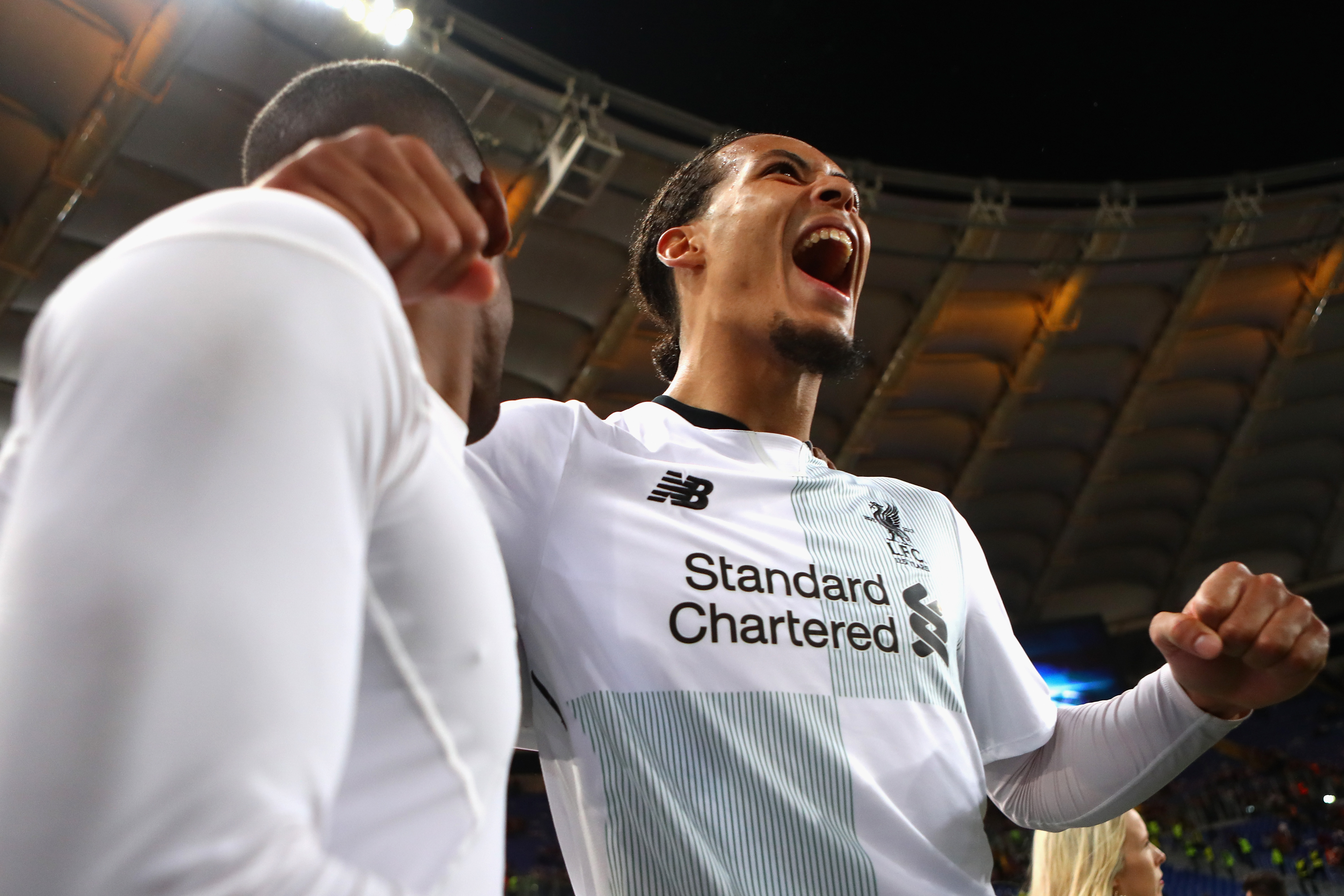 GIGANTENS JUBELBRØL: