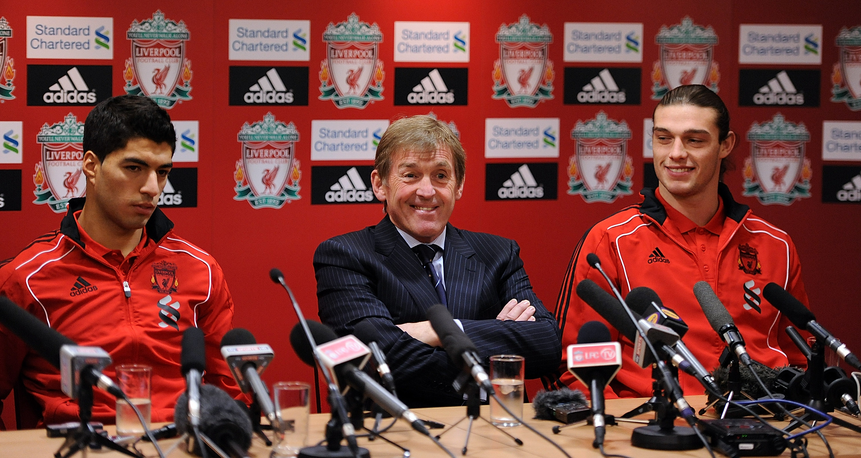 EN SUKSESS OG EN FIASKO: Januarvinduets siste dag i 2011 ble en travel dag for Liverpool.