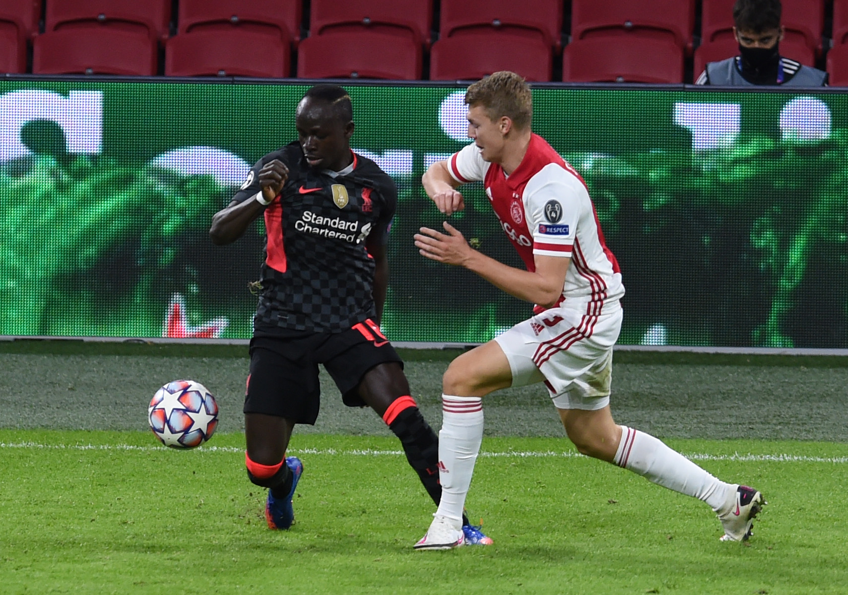 SPILTE EN TIME: Sadio Mané spilte en time mot Ajax.