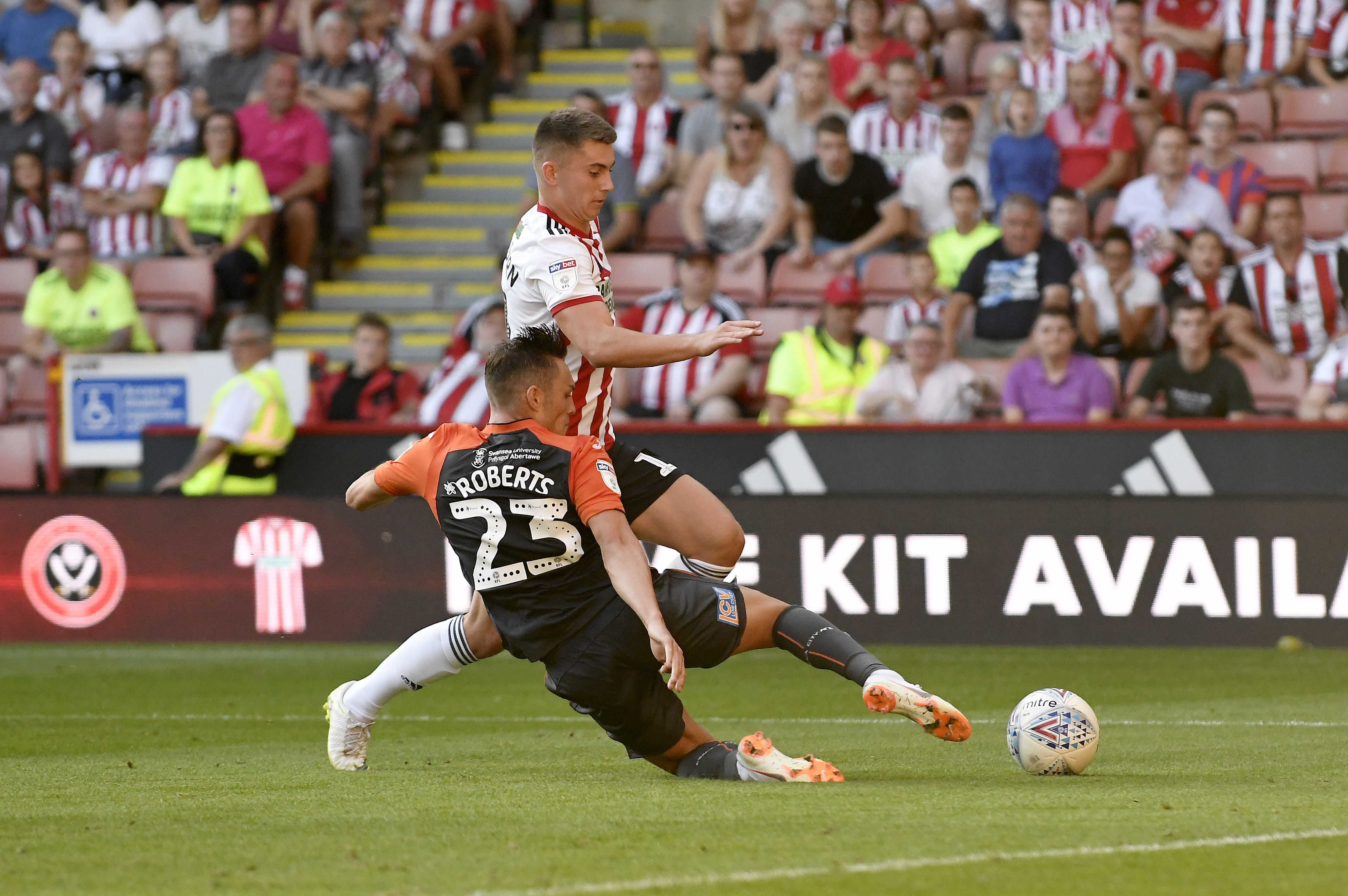 FÅ MULIGHETER: Woodburn fikk ikke mye spilletid for Sheffield United.