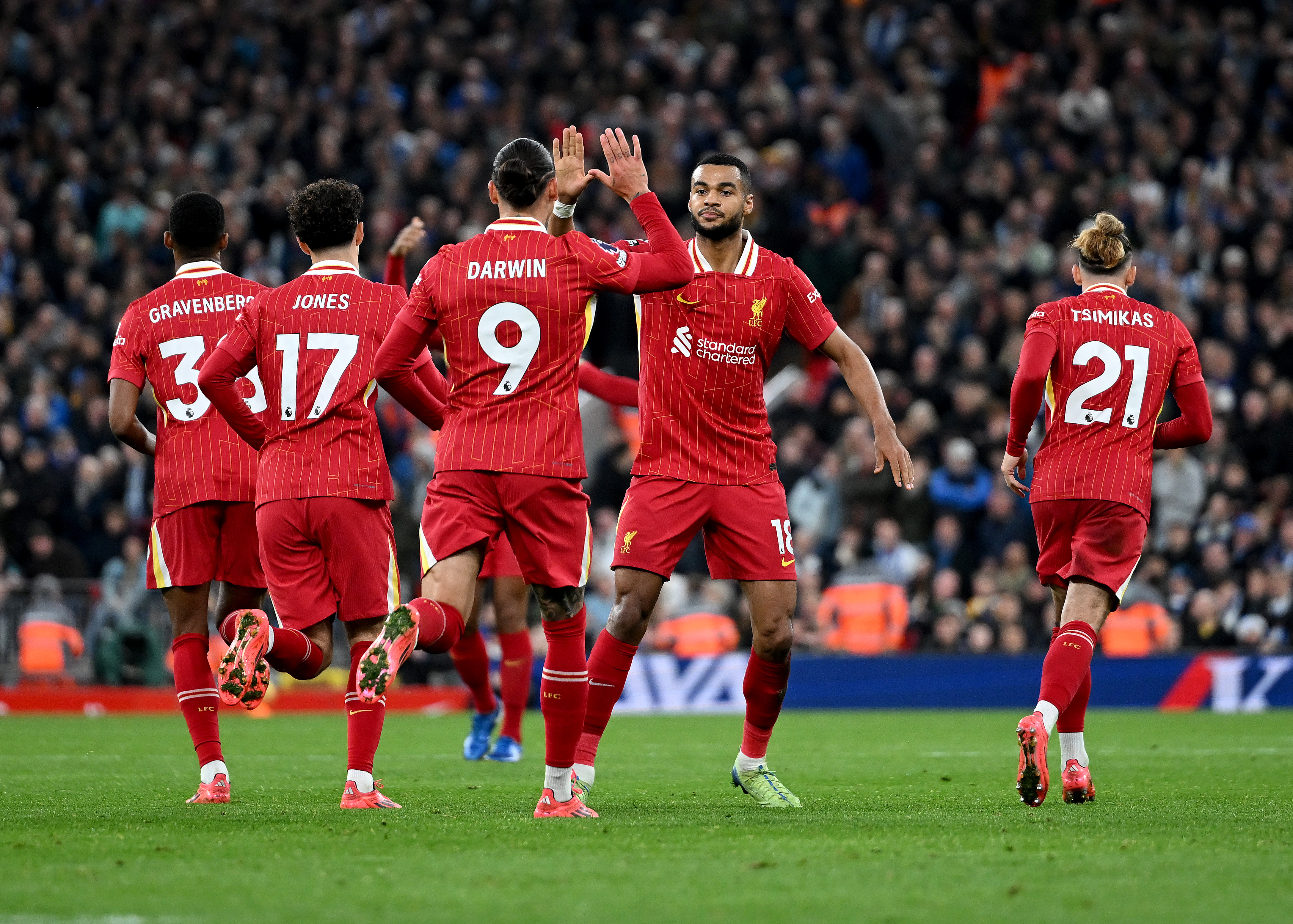 0-1 til 2-1: Gakpos scoringsrekke på Anfield startet i snuoperasjonen mot Brighton.