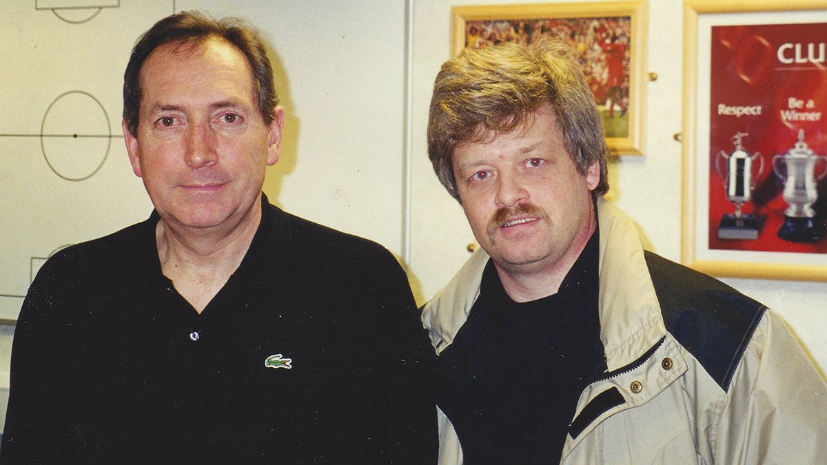På kontoret til Gérard Houllier.