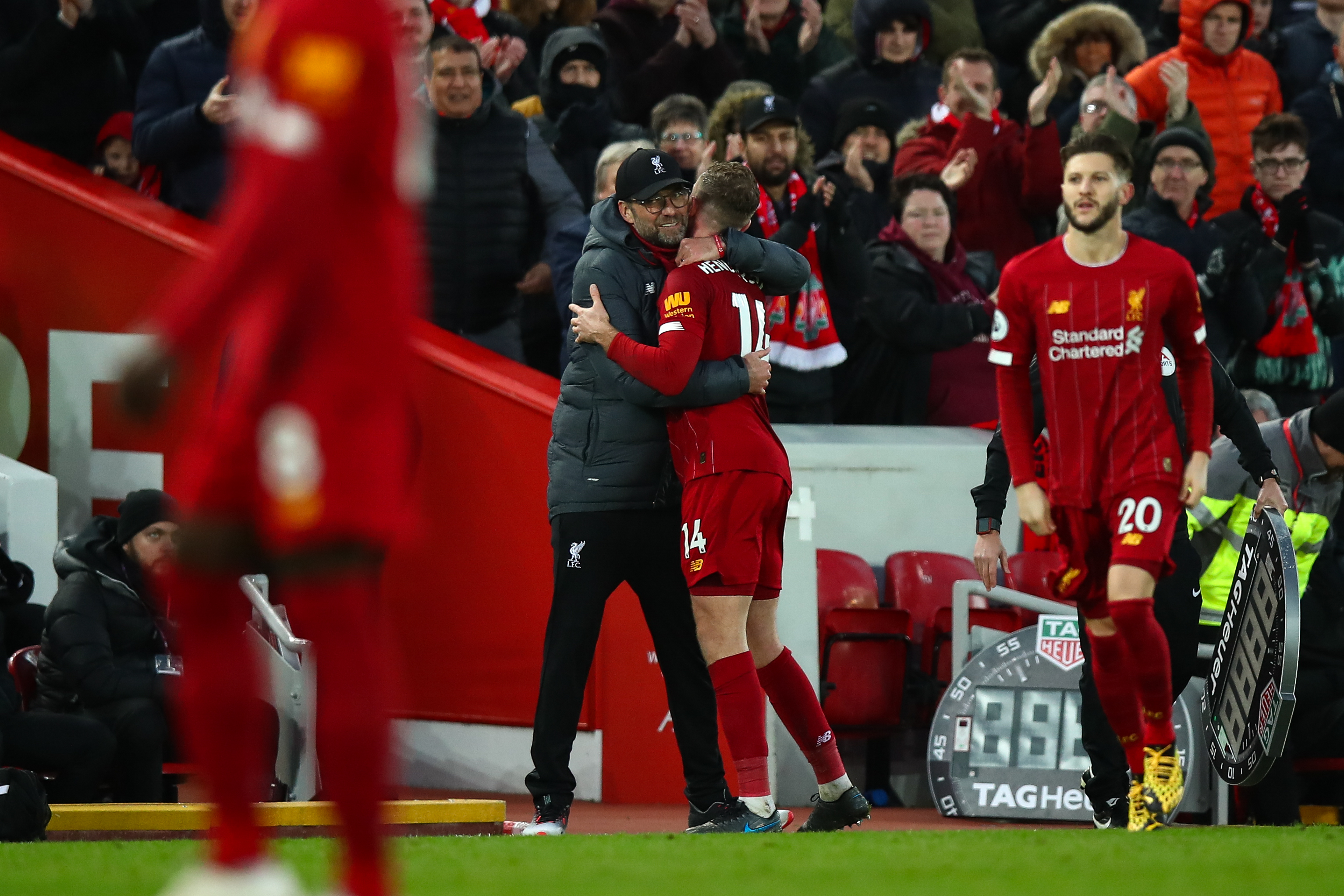 NY SEIER: Jürgen Klopp kunne klemme sin kaptein Jordan Henderson som leverte både scoring og assist mot Southampton.