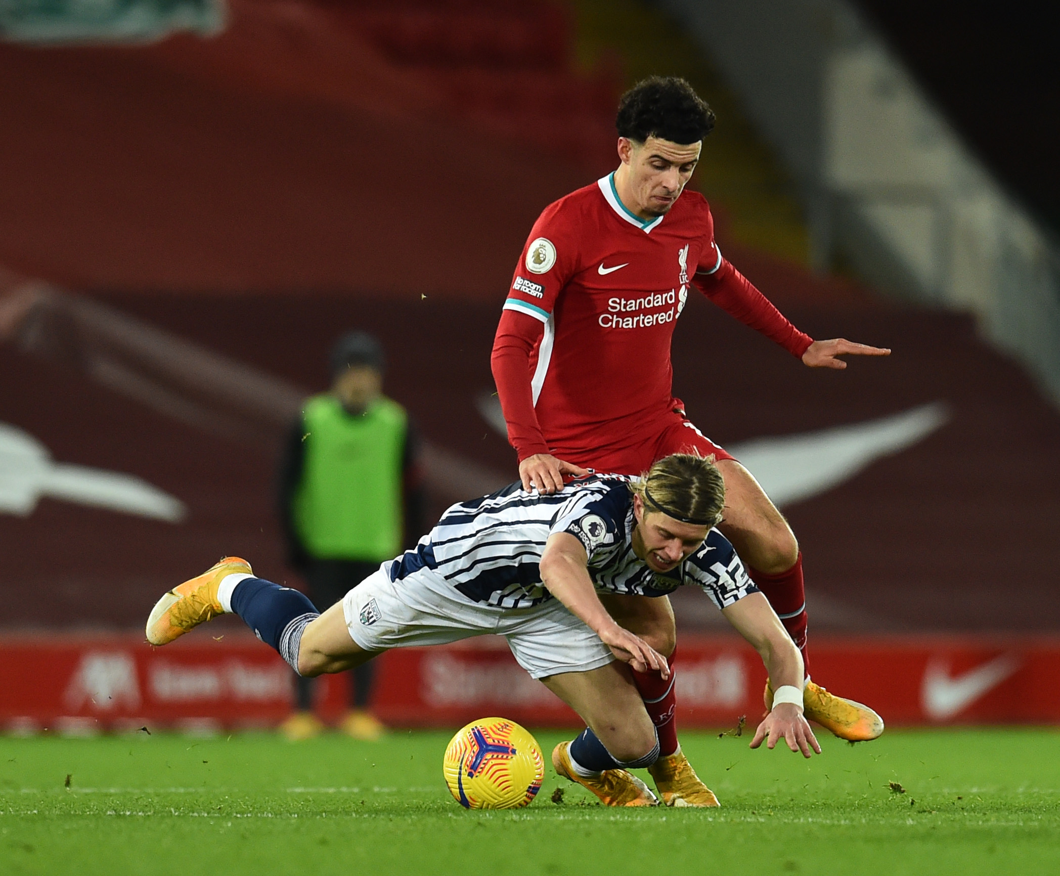 ETABLERT: Curtis Jones har vokst på Liverpools midtbane.
