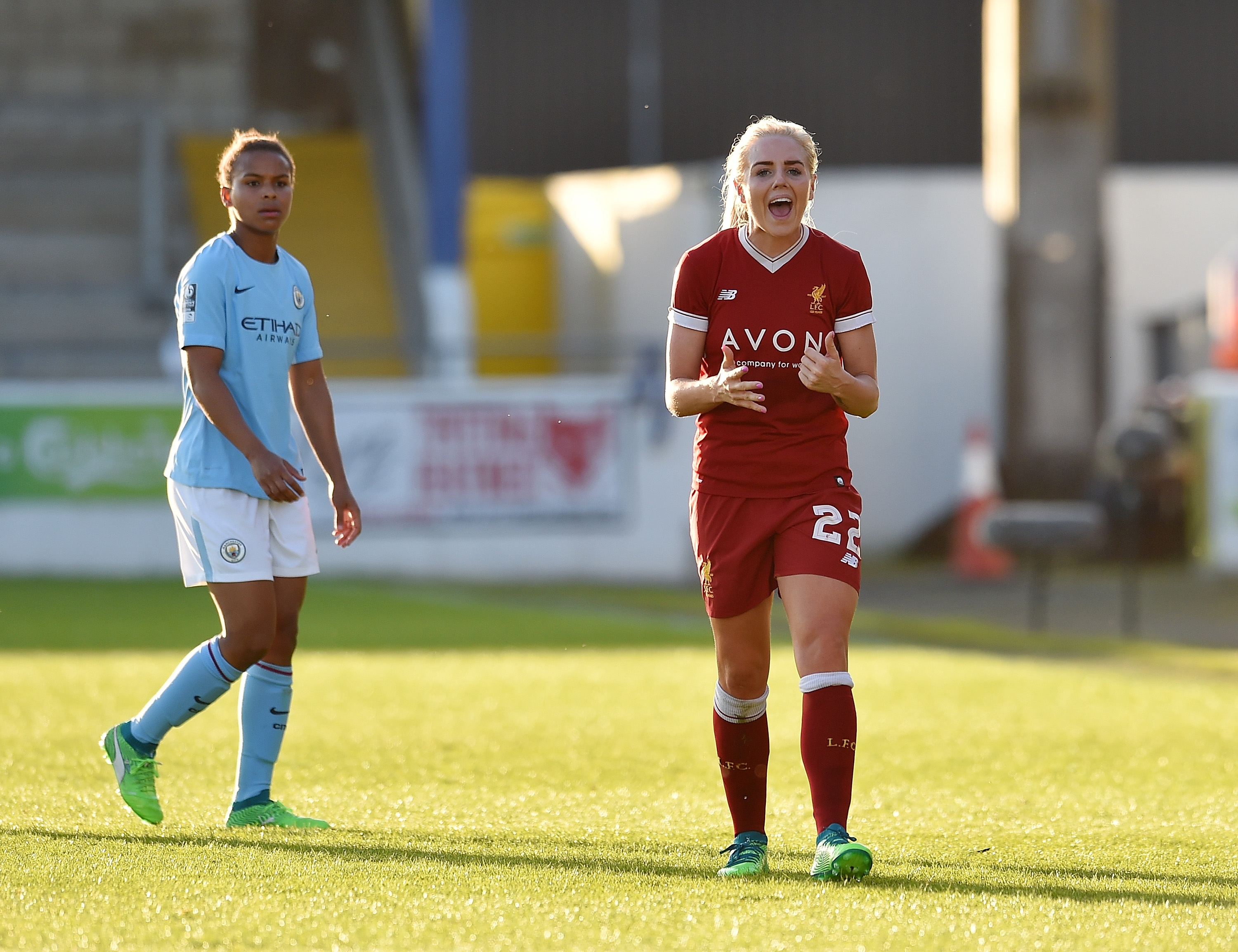 FLYTTET TIL MANCHESTER: Landslagsspiller Alex Greenwood skiftet rødfarge og flyttet til Manchester United i 2018.