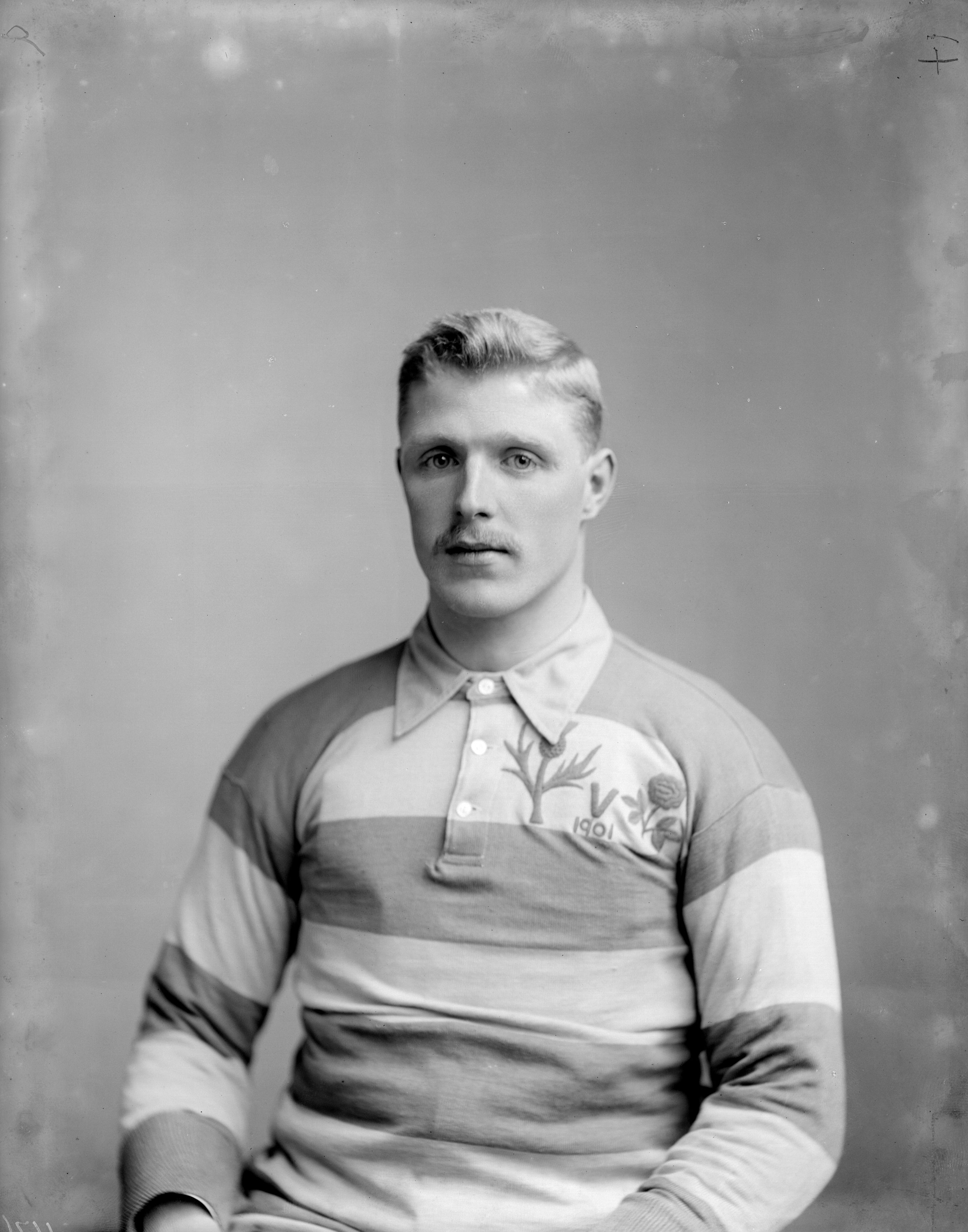 Alexander Galloway Raisbeck (26 December 1878 – 12 March 1949) var kaptein da Liverpool vant sitt første seriemesterskap.