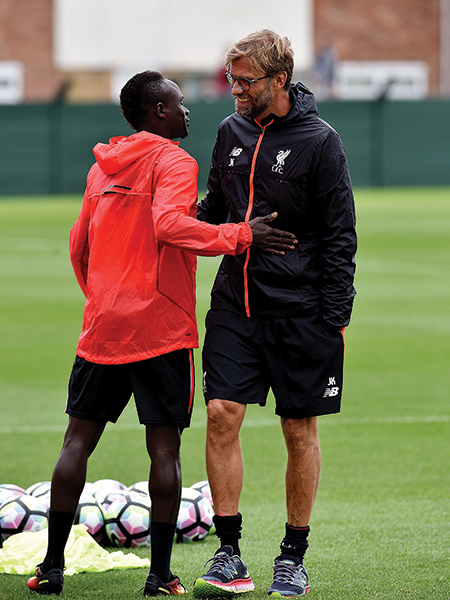 Klopp fikk endelig sin favoritt. Sadio Mané signerte for Liverpool 28.juni 2016.