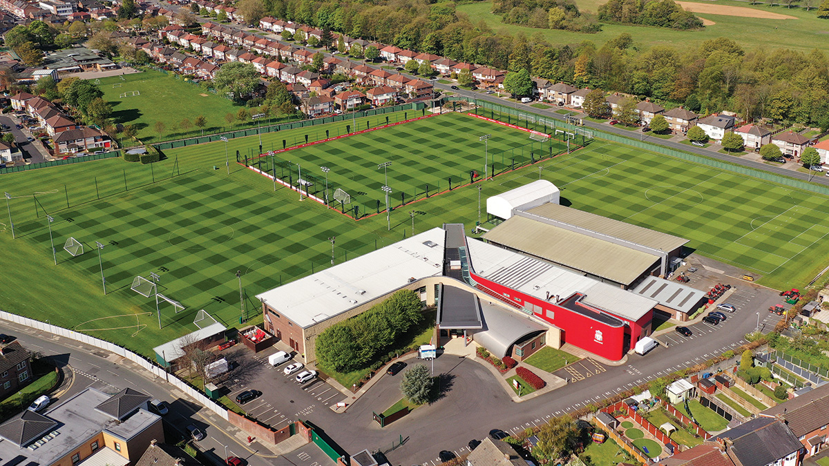 Dagens Melwood er et langt steg vekk fra grisebingen Shankly opererte med.