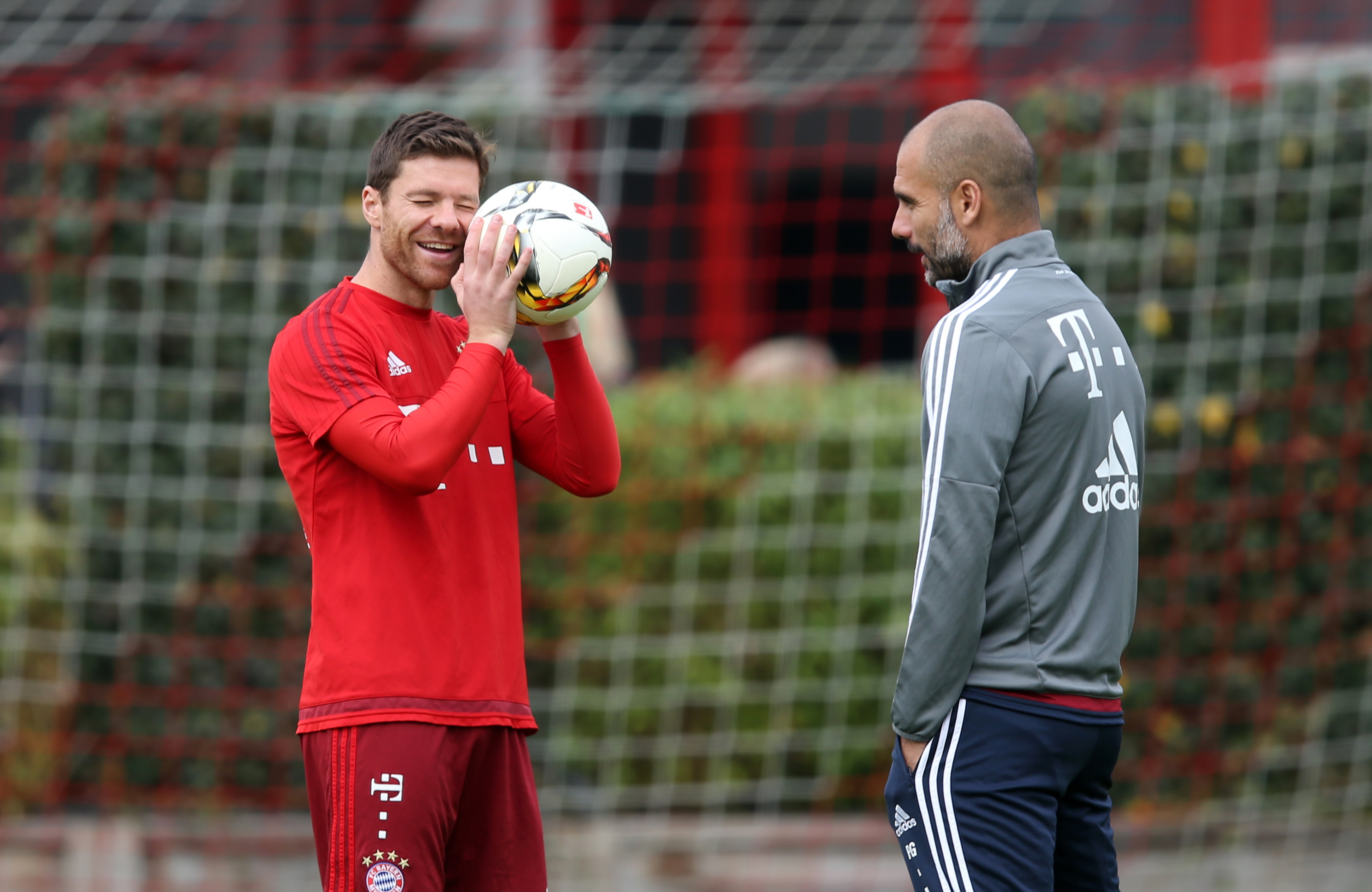 LÆREMESTER: Xabi Alonso har lært mye av Pep Guardiola.