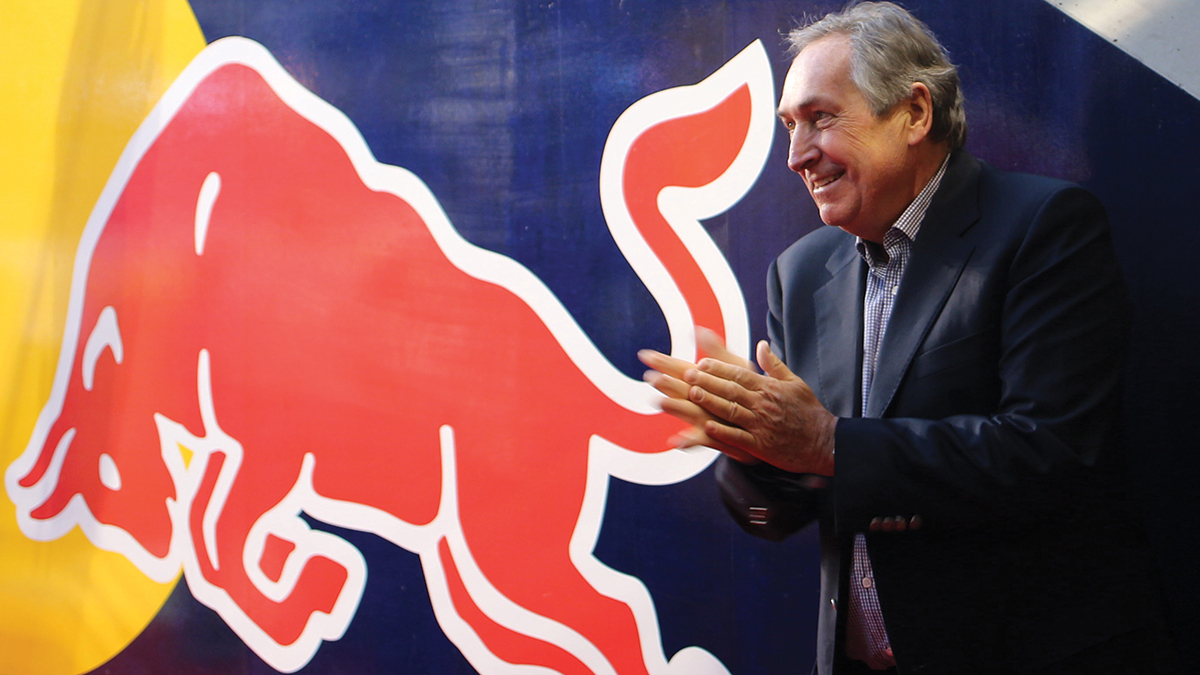 Gérard Houllier lyktes ikke så godt med kjøp av El-Hadji Diouf til Liverpool, men lyktes godt med å hente landsmannen Sadio Mané til Red Bull Salzburg, som en del av jobben som «head of global football» i Red Bull-systemet.