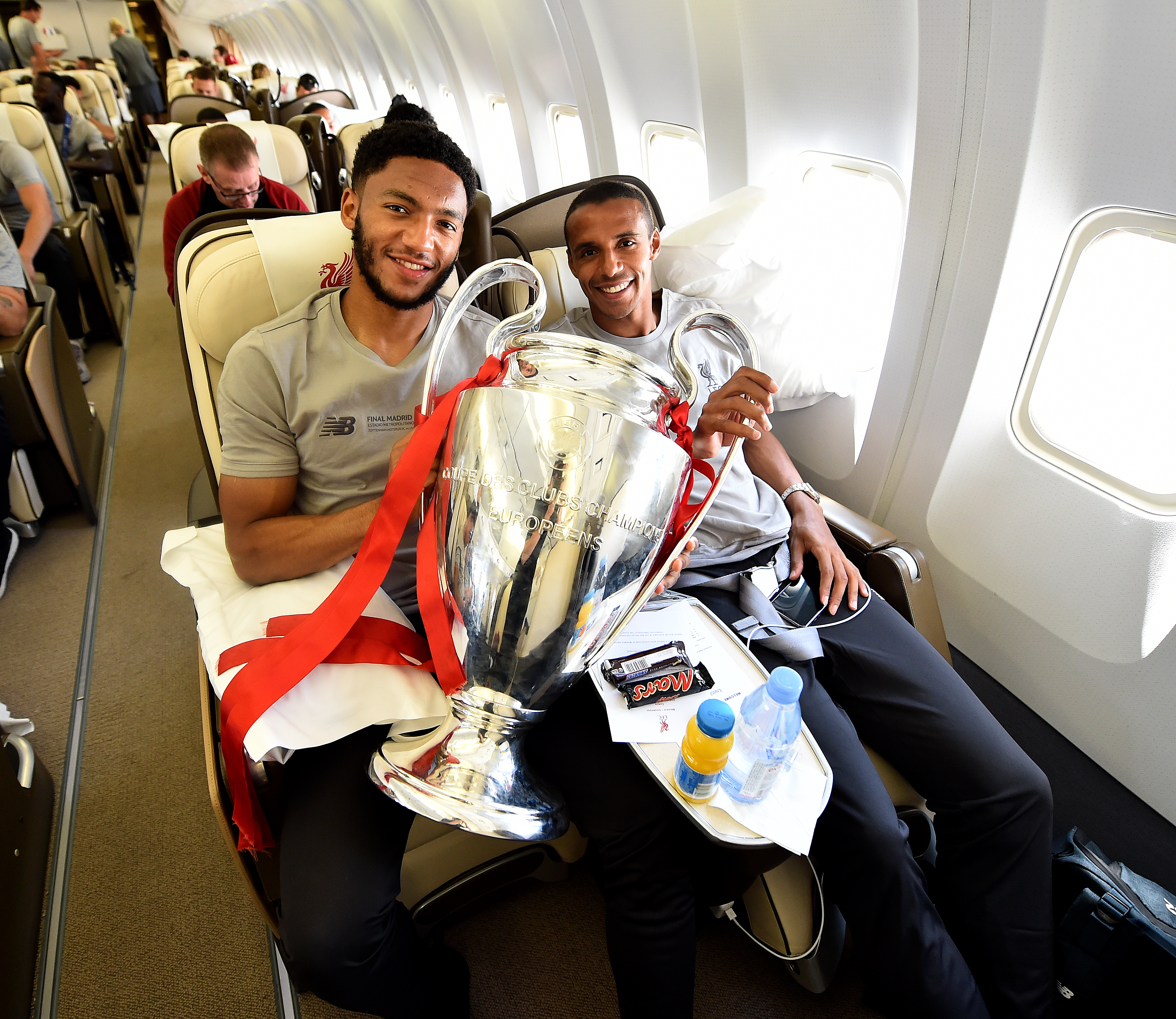 JEVNGODE: Både Matip og Gomez er gode makkere til Virgil van Dijk.