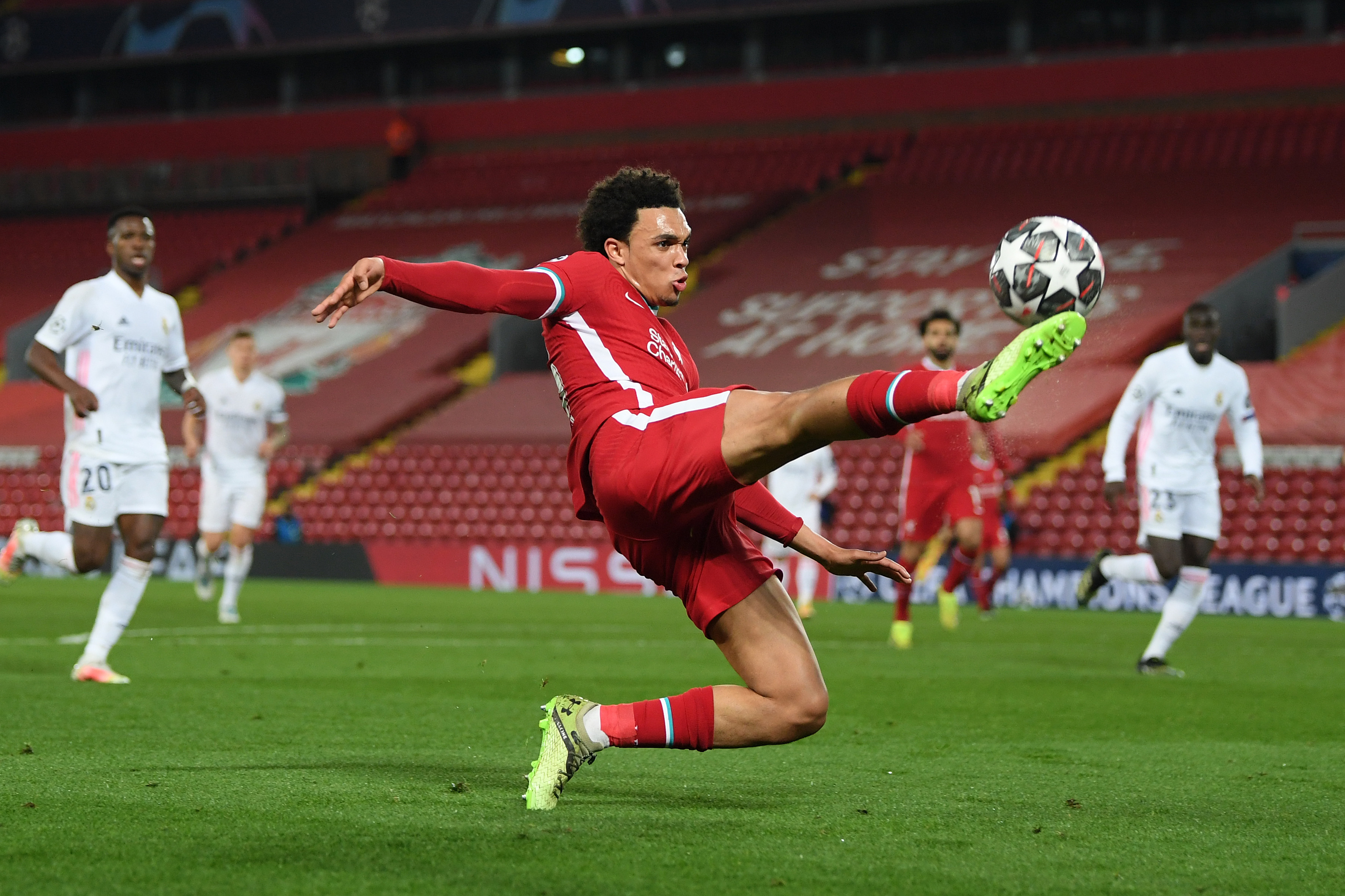 GOD: Trent Alexander-Arnold spilte en strålende kamp mot Real Madrid.