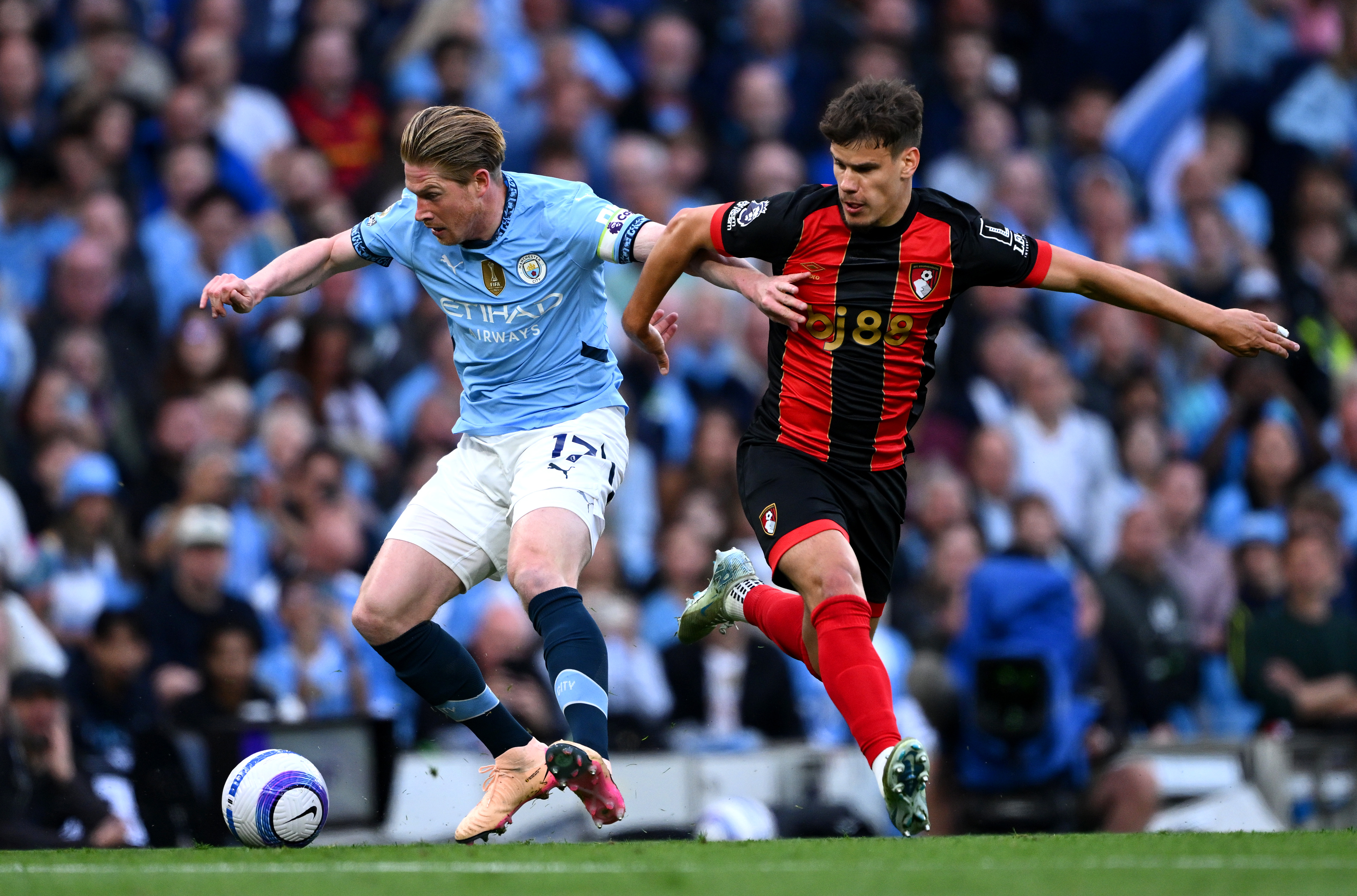 MED I KAMPEN: Manchester City har angivelig også kastet seg inn i kampen om å signere Kerkez.