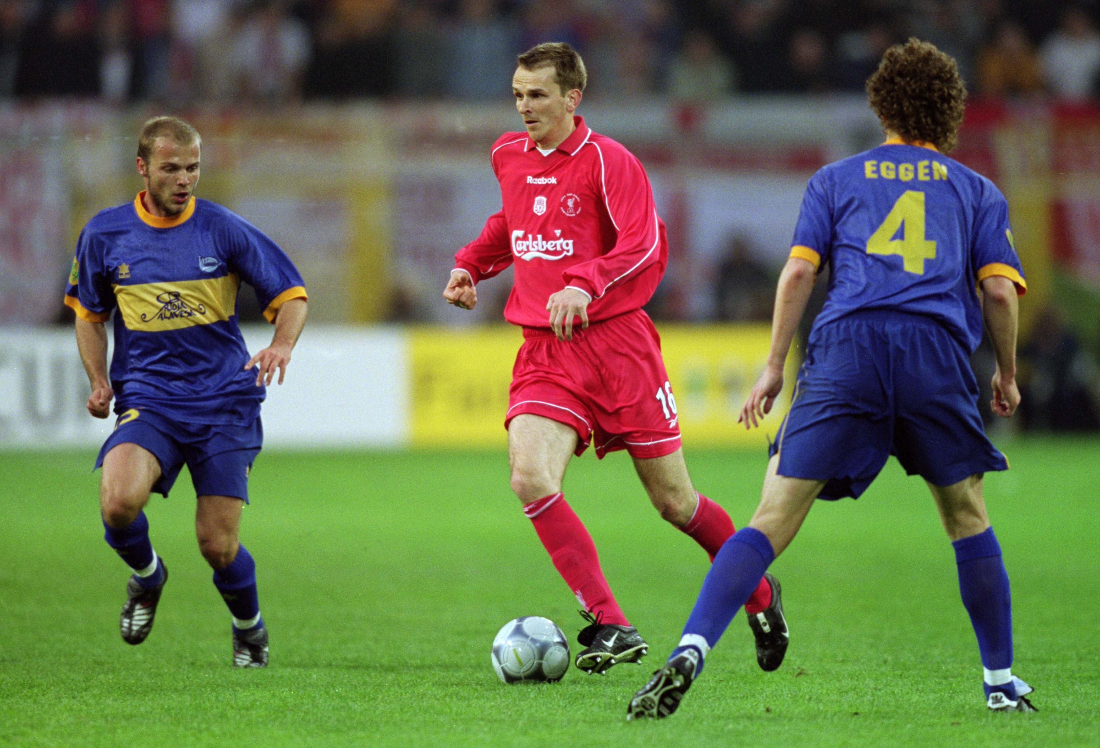FINALE: Dan Eggen spilte for Alaves i UEFA-cupfinalen mot Liverpool på Westfalenstadion i 2001.