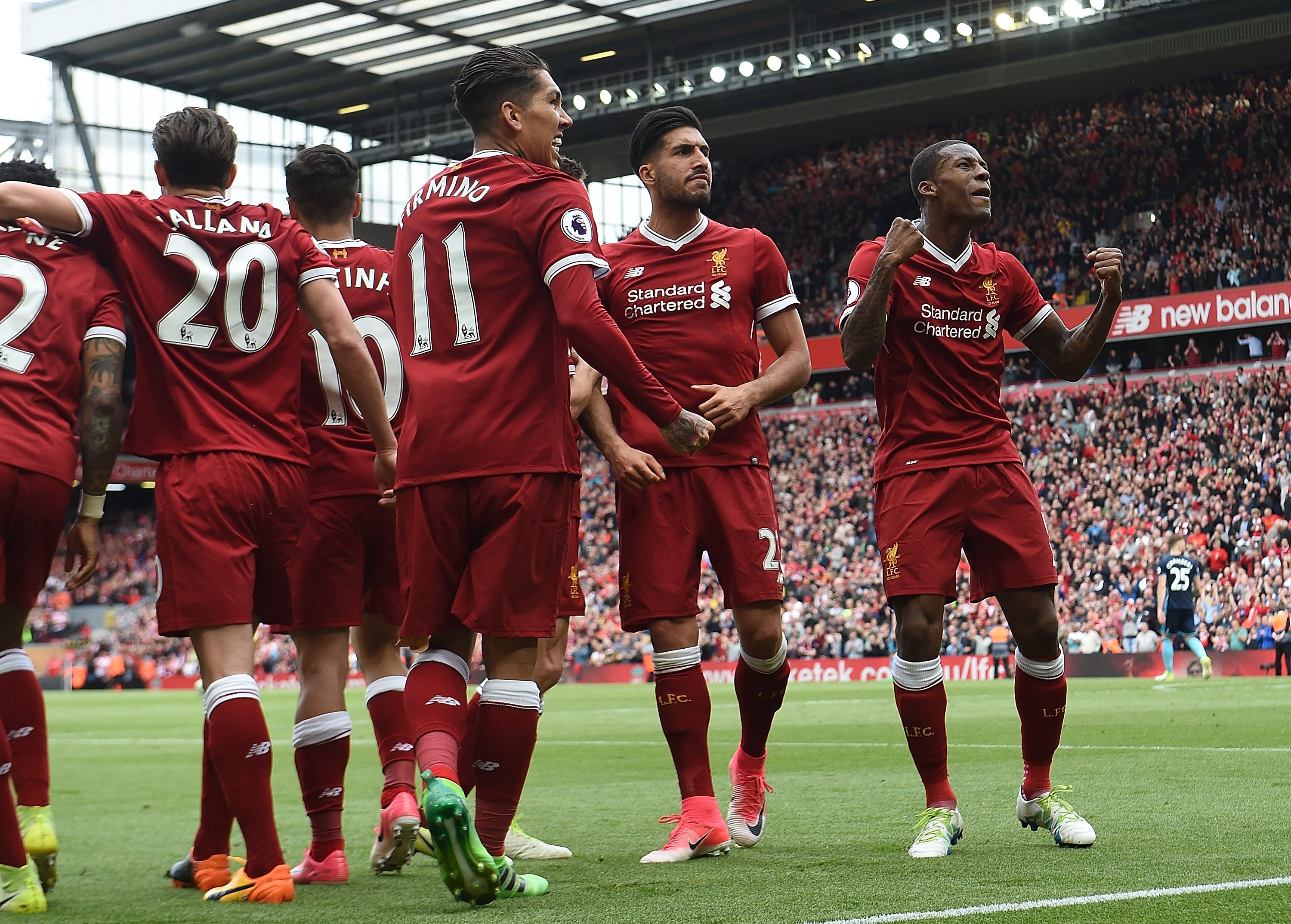 DEMPET NERVENE PÅ ANFIELD: Gini Wijnaldum har banket ballen i nærmeste kryss mot slutten av 1. omgang, i siste kamp mot Middlesbrough, og beroliget de som måtte være bekymret for topp fire i sesongen 2016/17.