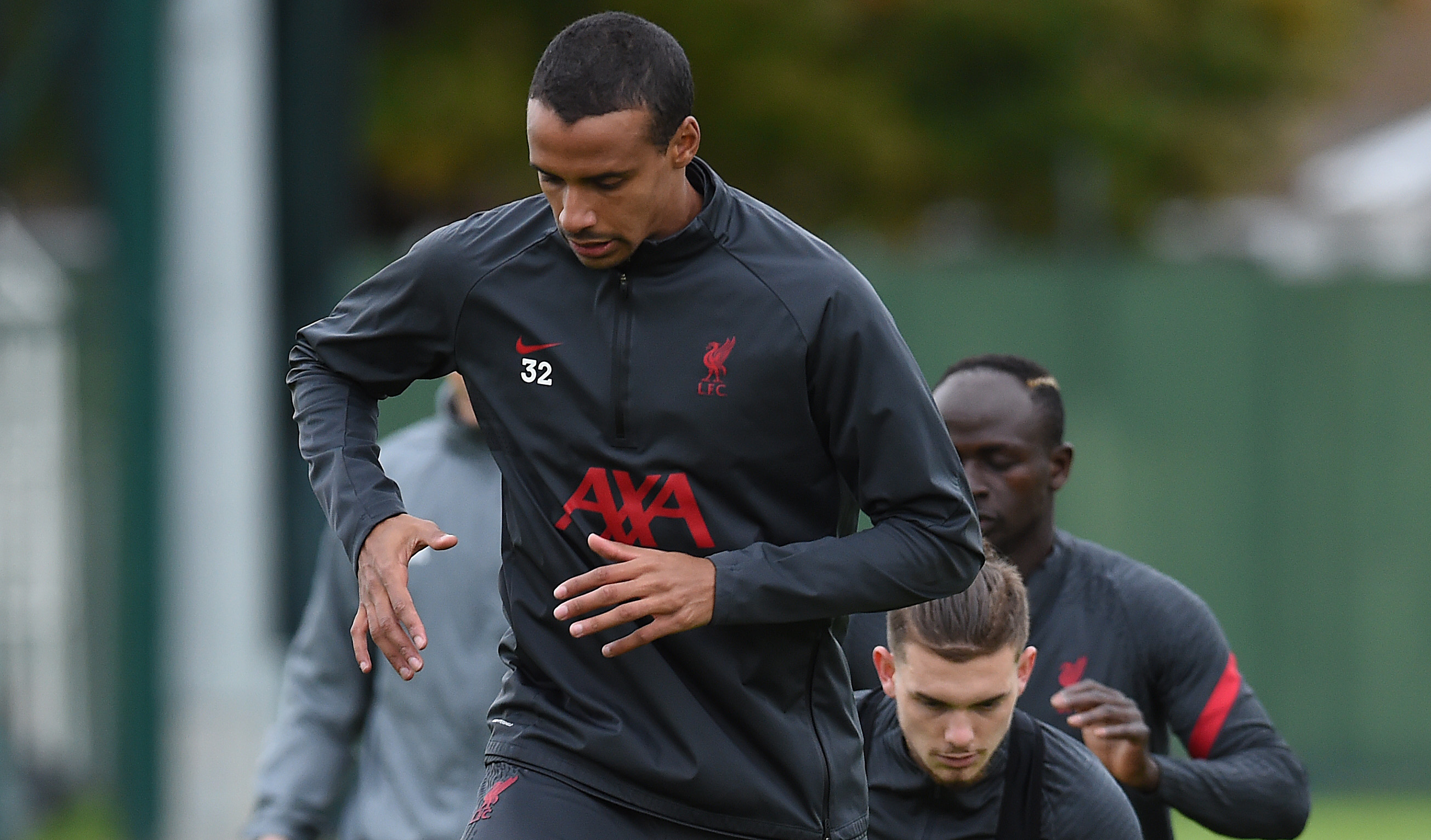 USIKKERT KORT: Jürgen Klopp vet fortsatt ikke om Joël Matip blir tilgjengelig for spill i helgen.