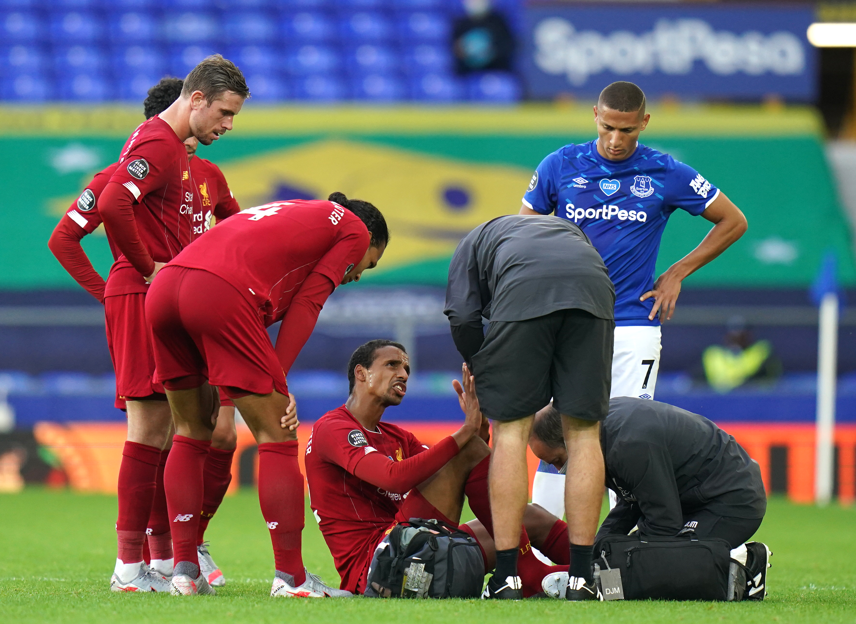 SKADET PÅ GOODISON: Joël Matip ble skadet sist Liverpool spilte på Goodison Park.