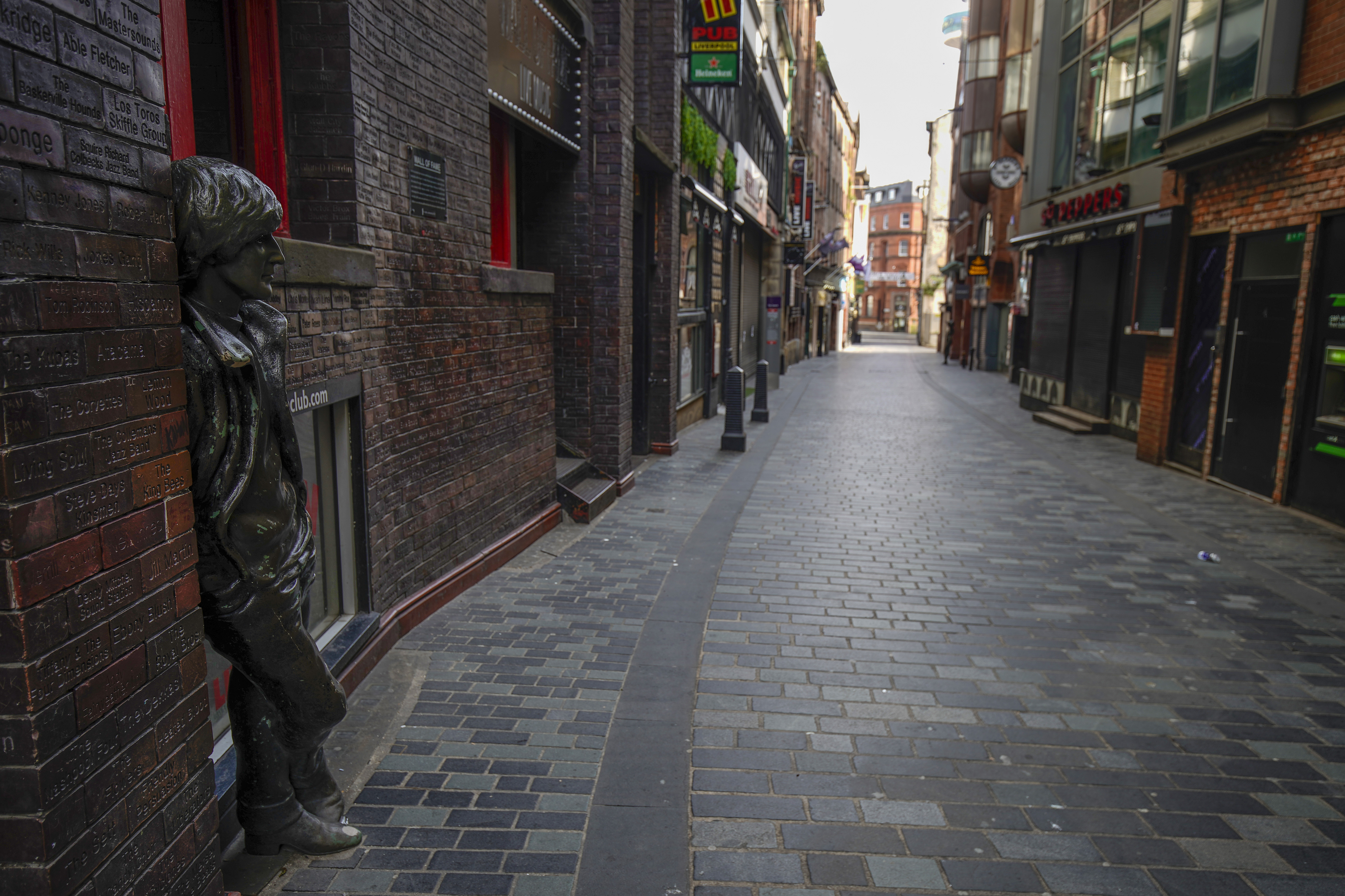 LOCKDOWN: Mathew Street i starten av Storbritannias lockdown-periode.