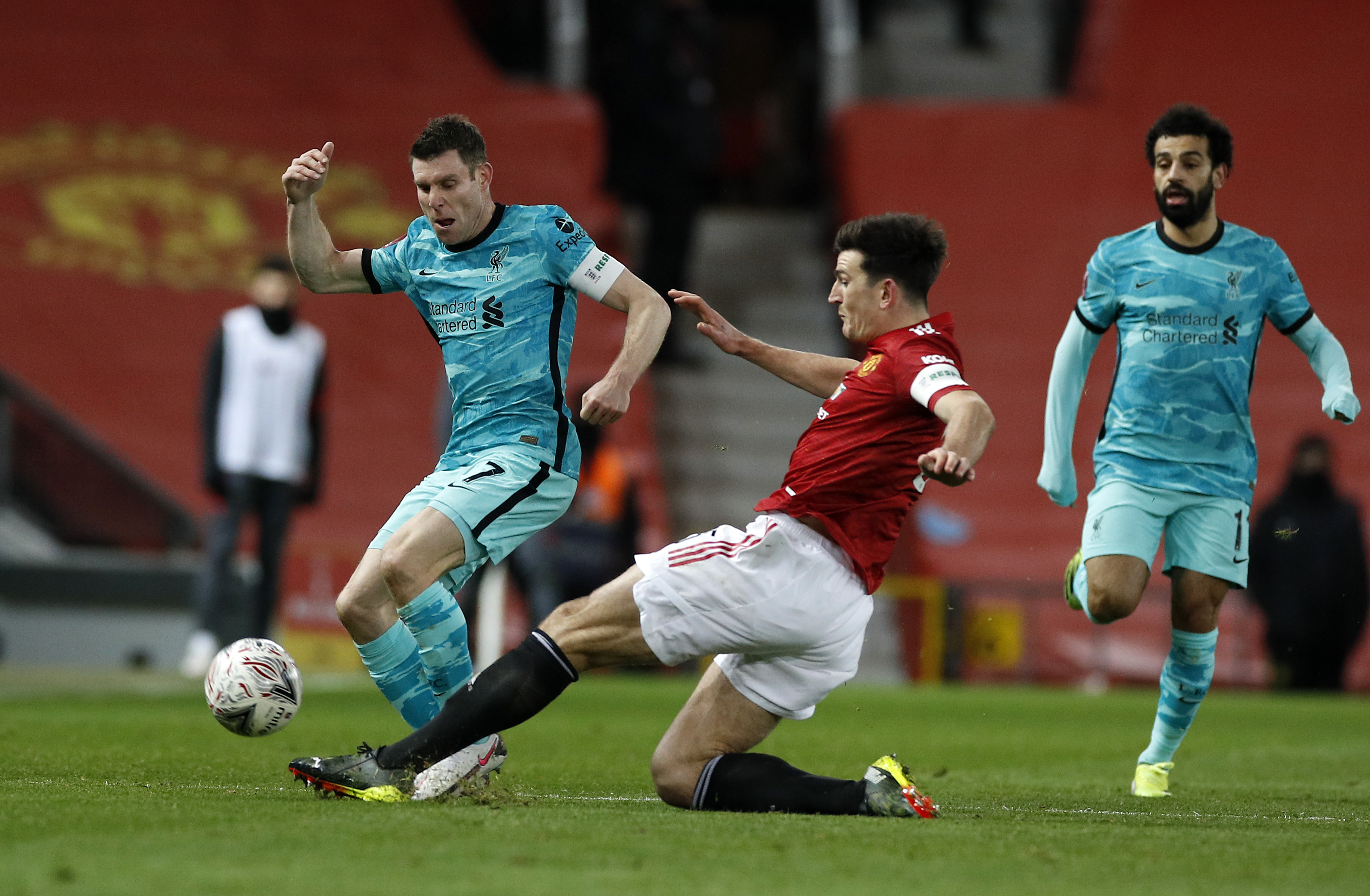 HARD: James Milner markerte seg på Old Trafford.